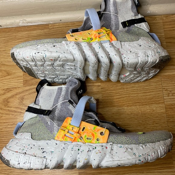 Nike Space Hippie Grey Volt Size 8.5 - Picture 2 of 6